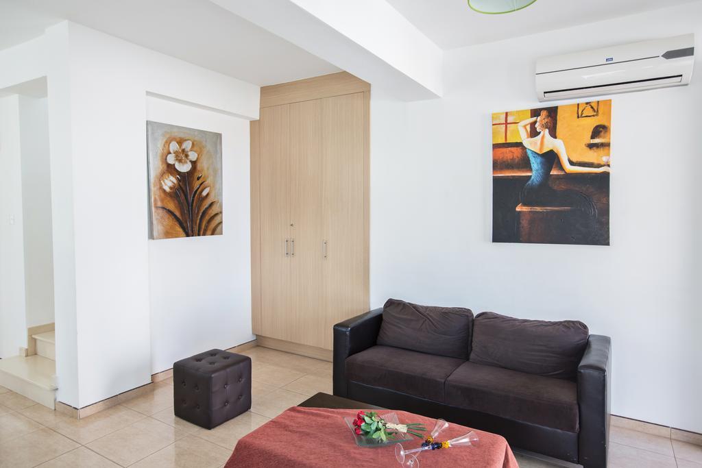 Avra Villas Паралимни Номер фото